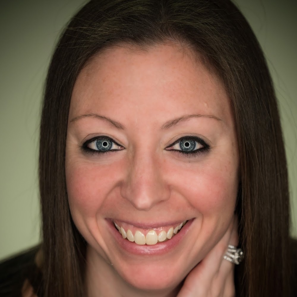 Meet your Posher, Dara